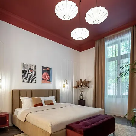 Carol Heart Bukarest