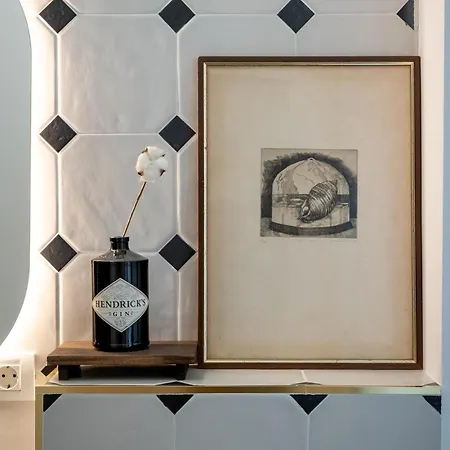 Carol Heart Bucareste