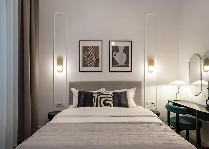 Carol Heart Bukarest