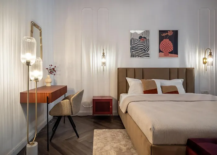 Carol Heart * 布加勒斯特