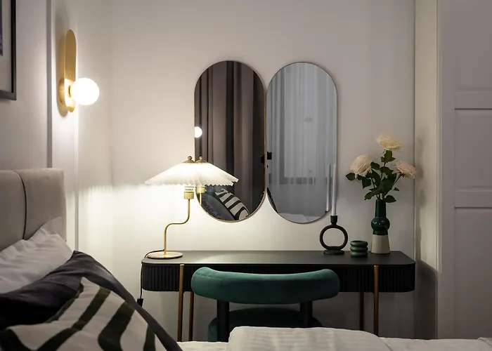 Carol Heart 布加勒斯特