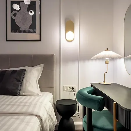 Carol Heart * Bucarest