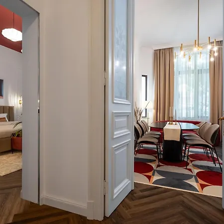 Carol Heart Apartment